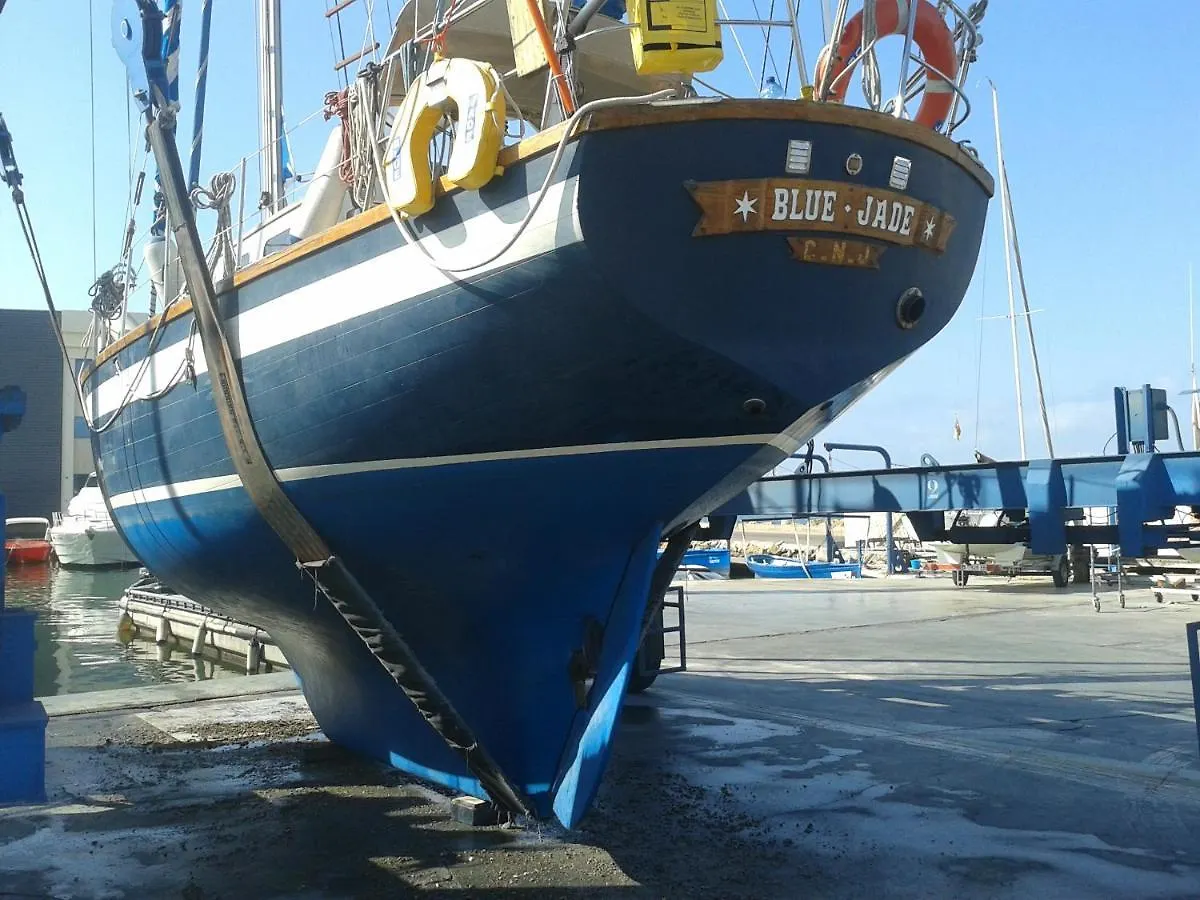 Stay On A Beautiful Ocean Going Classic Schooner! Barcelone Espagne