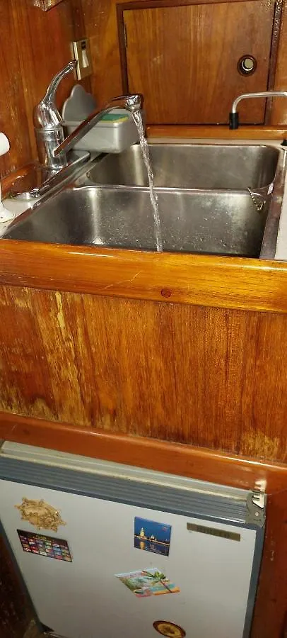 Bateau-hôtel Stay On A Beautiful Ocean Going Classic Schooner! Barcelone Espagne